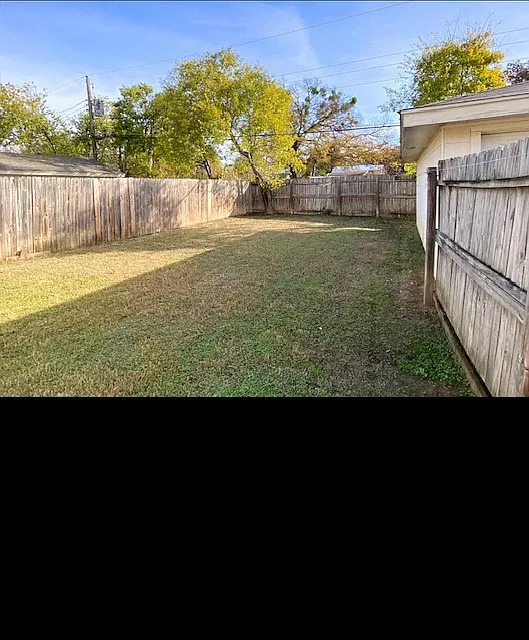 2 bed, 927 sqft, $1,400 — Photo 4