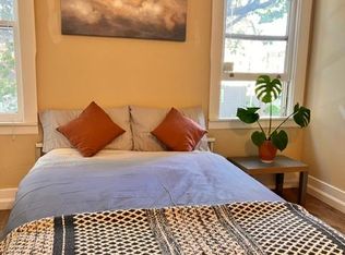 935 Santa Clara Ave, Alameda, CA 94501
