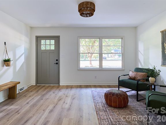 4th image of 408 Midway Dr