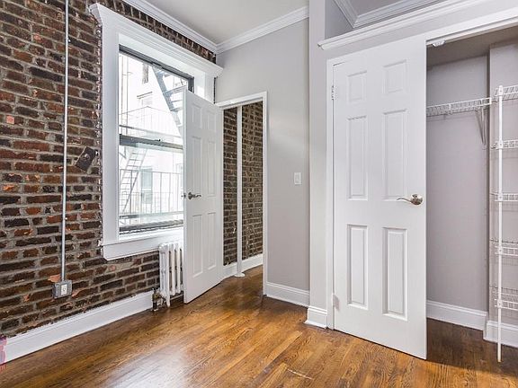4th image of 410 E 13th St #6H
