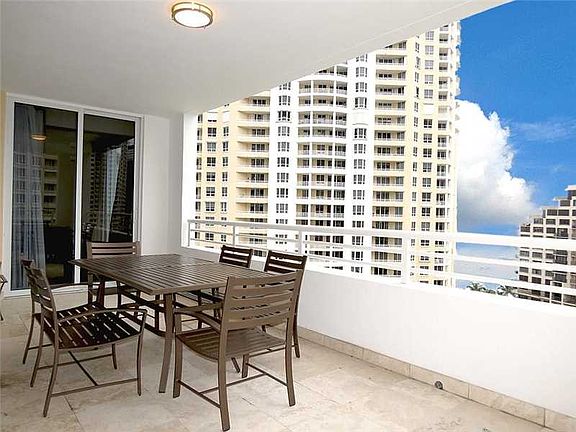 3rd image of 848 Brickell Key Dr APT 1405