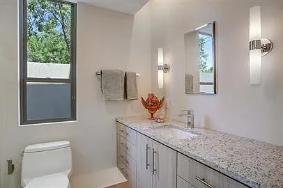 1508 San Patricio Ave SW #B — Photo 9