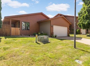 5362 Emerald Way, Apple Valley, MN 55124