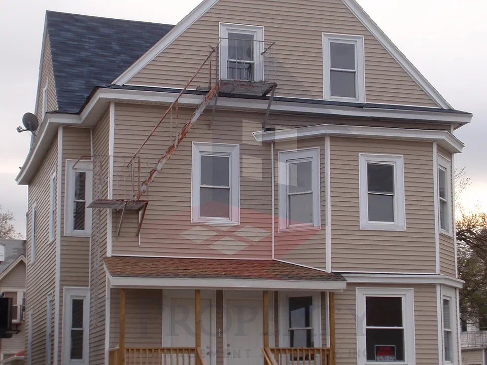 797 Elmwood Ave #3