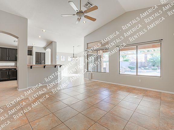 5th image of 703 W Canary Way