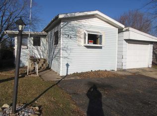 23 Falling Creek Dr, Janesville, WI 53545