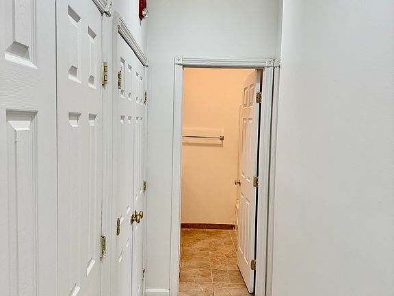 5th image of 48 Davis Ave #1G