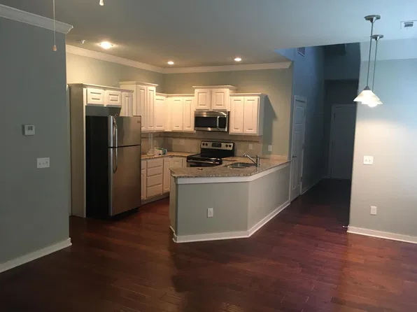 2608 SW Arbor Rd, Bentonville, AR 72712