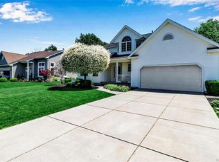 264 Continental Dr, Lockport, NY 14094