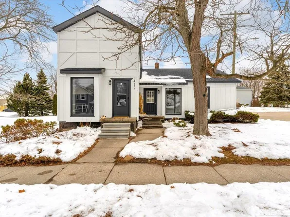412 Orchard St, Saint Clair, MI 48079