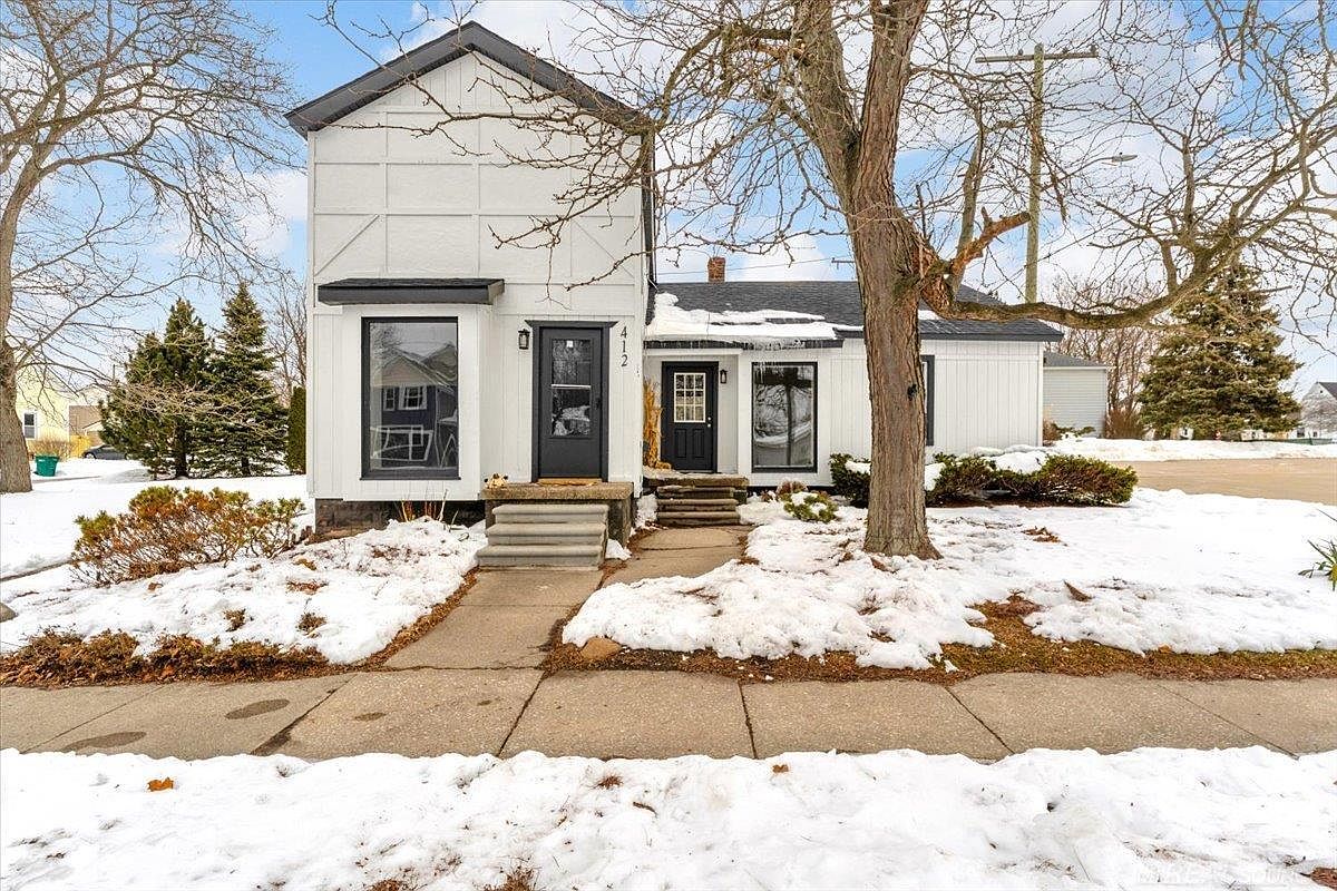 412 Orchard St, photo 1