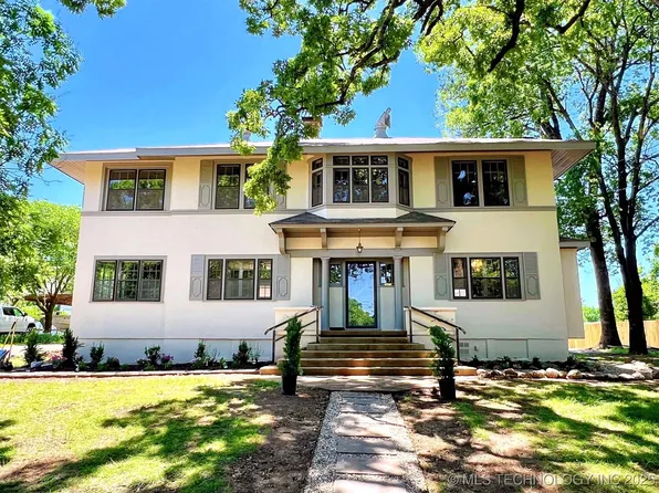 525 W Downing St, Tahlequah, OK 74464