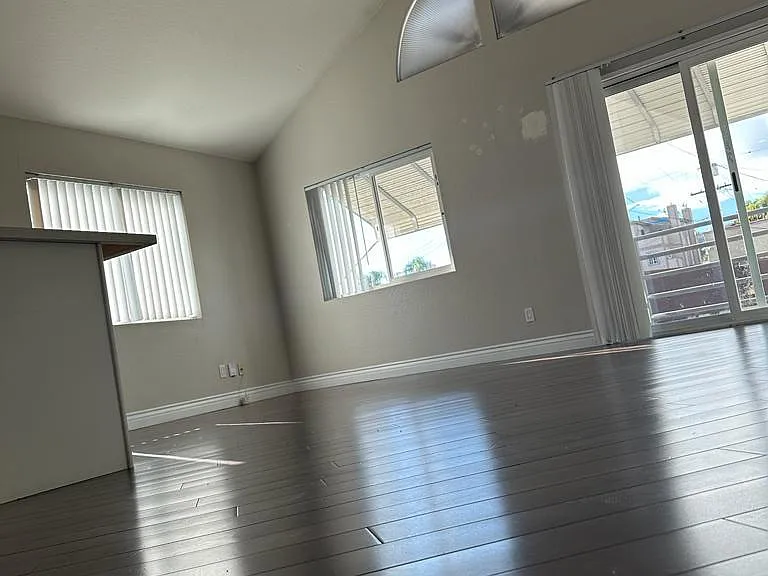 125 N Cabrillo Ave #3 — Photo 6