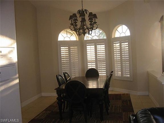 5th image of 2336 NW 38th Pl