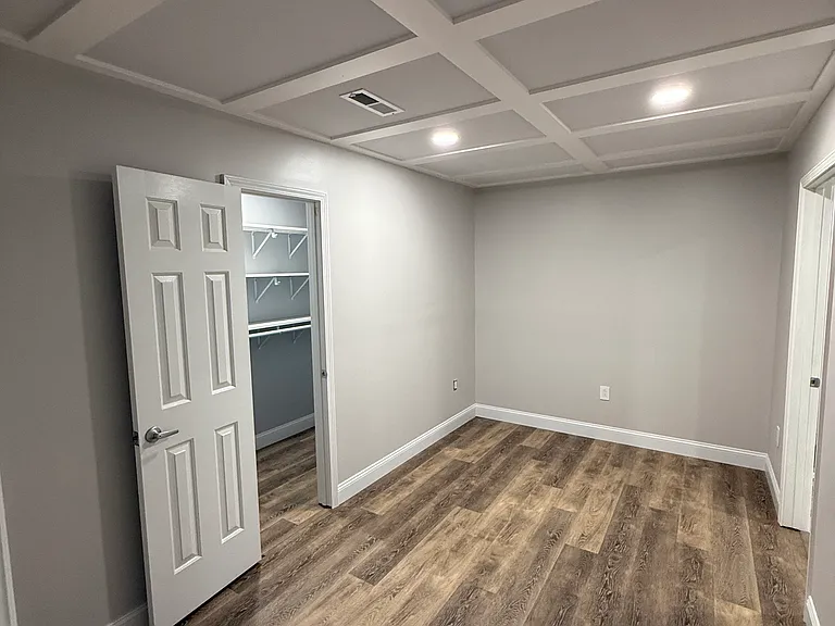 1011 Greystone Cir — Photo 51