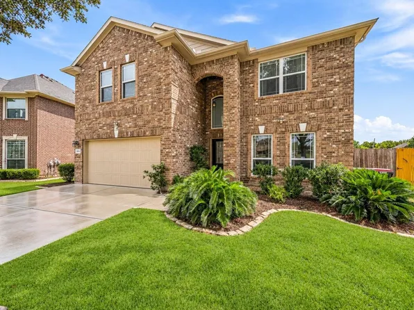 3011 Straight Elm St, Fresno, TX 77545