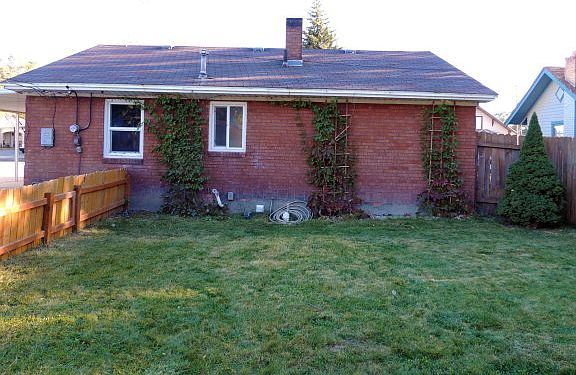 2nd image of 380 W 17th St