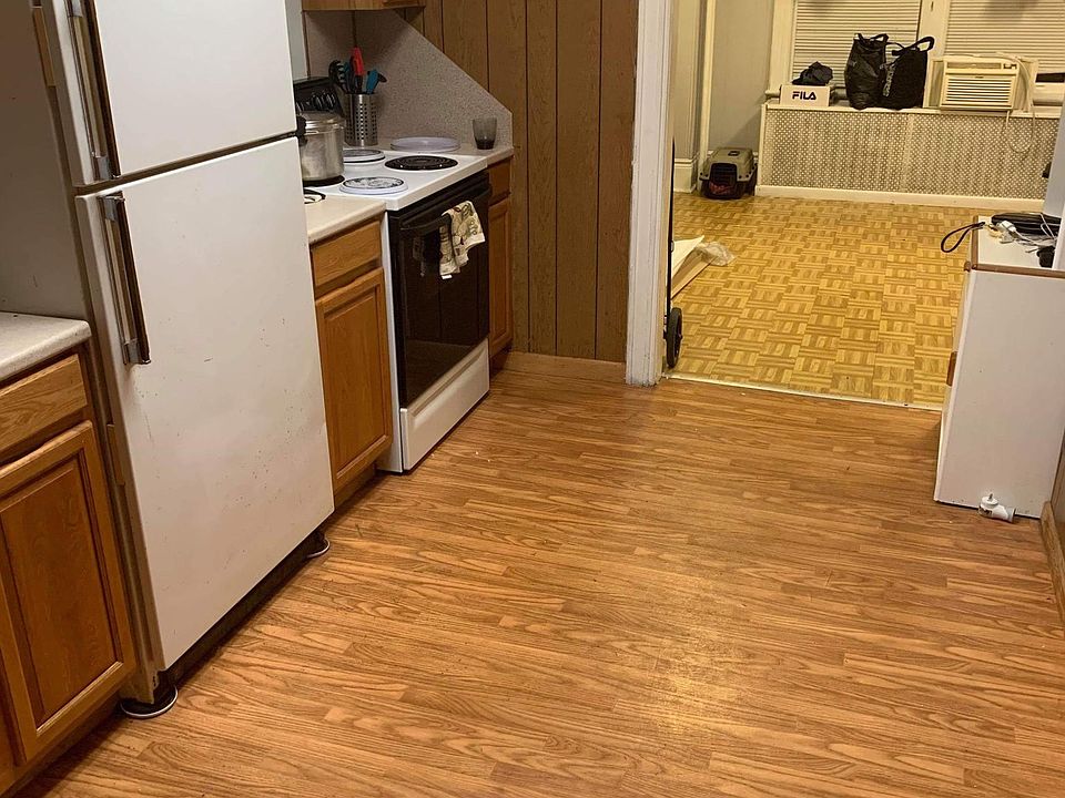 1st image of 318 Quail St APT 1F