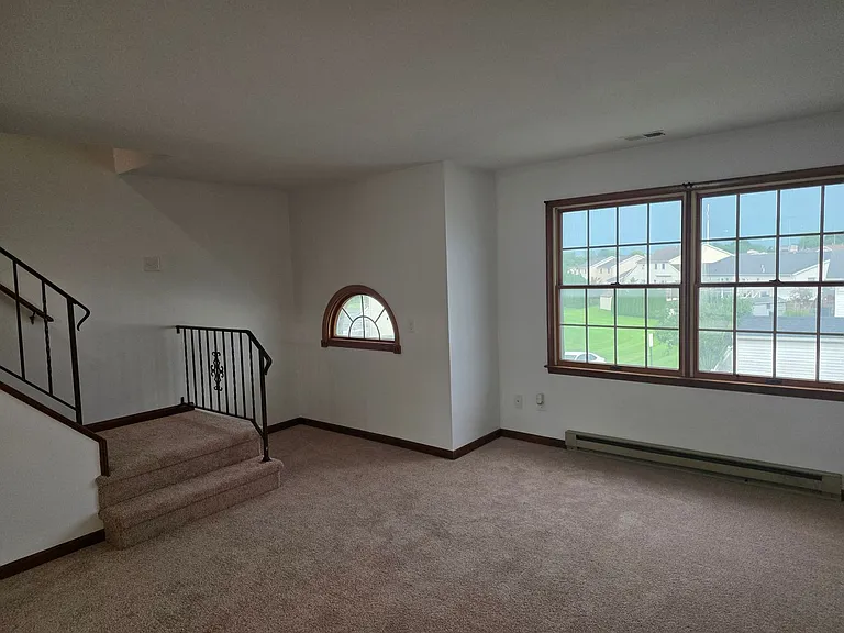 1118 Bernice Dr — Photo 8