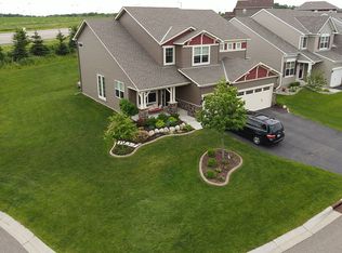 17954 Hydra Ct, Lakeville, MN 55044