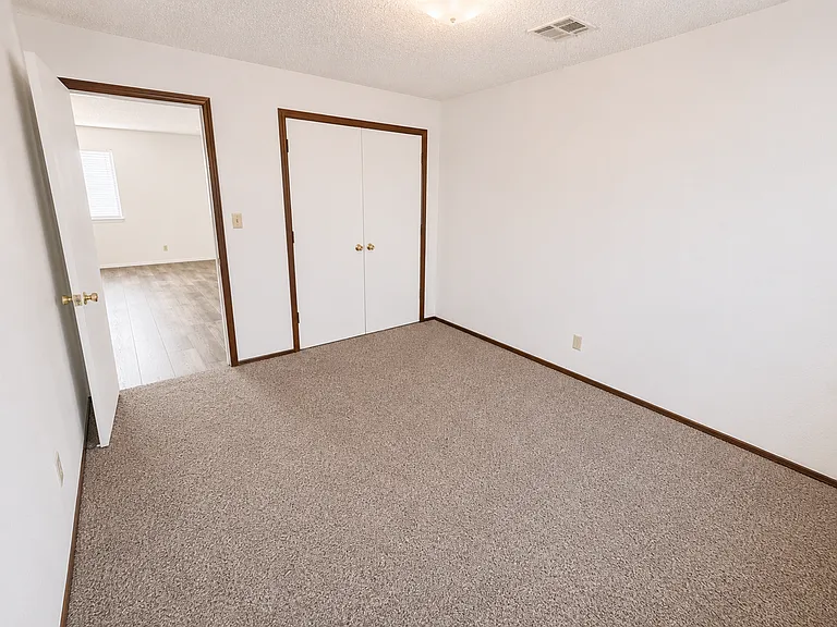 Serenity Ridge Apartments — Photo 8