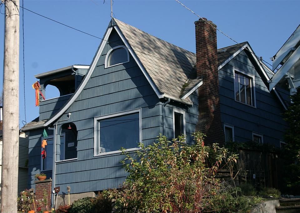 2nd image of 4404 Baker Ave NW