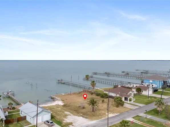 162 Copano Ridge Rd, Rockport, TX 78382