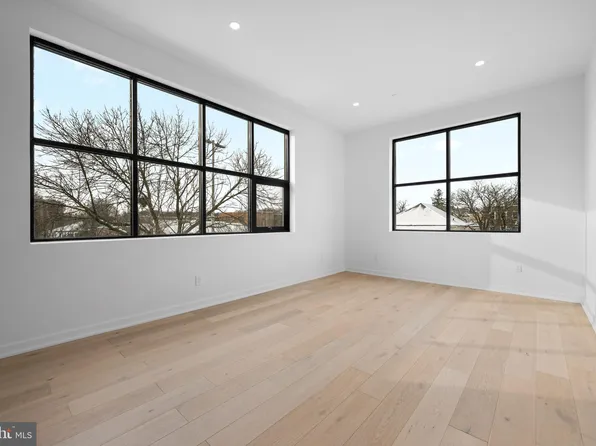 36 N Narberth Ave, Narberth, PA