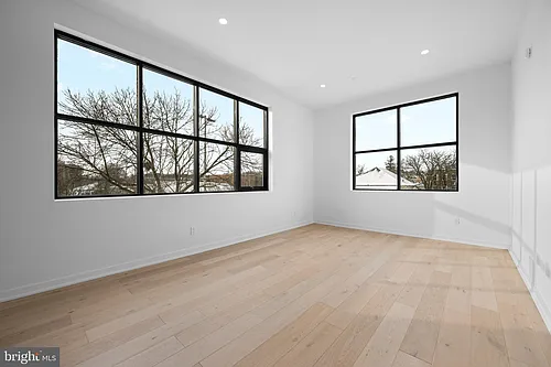 36 N Narberth Ave #1D Photo 1