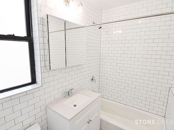 3rd image of 677 W End Ave APT 8C
