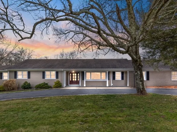 10 Meadowlark Rd, Watchung Boro, NJ 07069