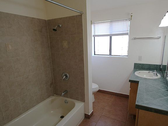 3rd image of 4835 E Alta Vista St