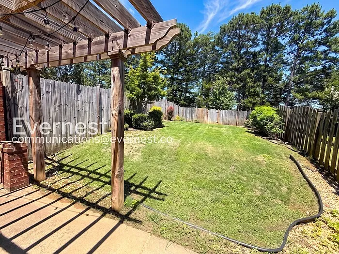 656 Flag Cir — Photo 32