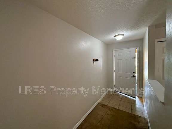3rd image of 4563 Lacebark Trl