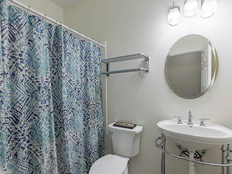 1725 Soaring Heights Cir — Photo 19
