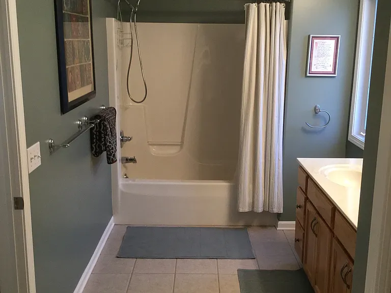 Sherwood Forest Dr — Photo 11