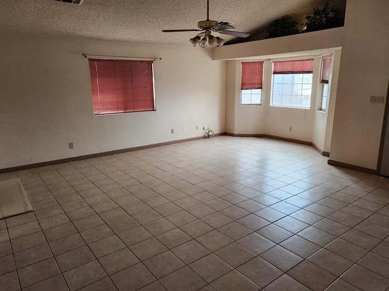 12778 S McCall Ave — Photo 29