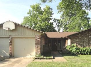 750 E Purdue Ln, Deer Park, TX 77536