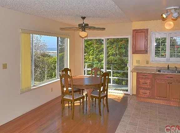 5th image of 315 Arbutus Ave
