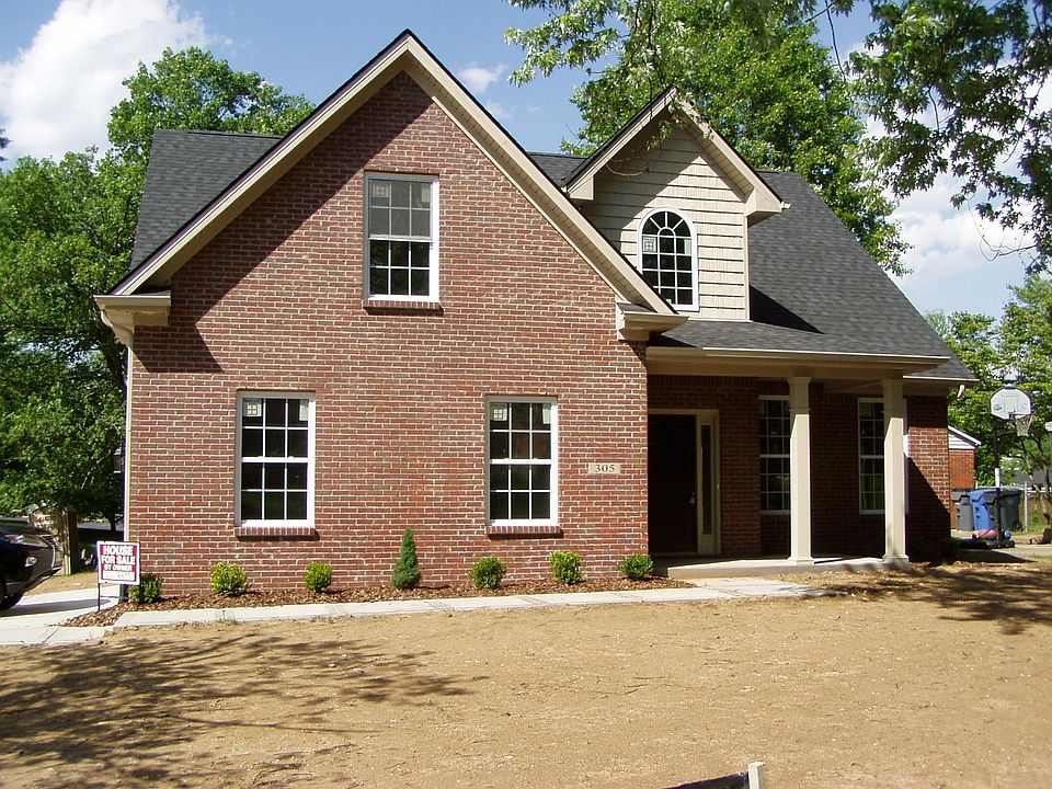 1st image of 305 E Lowry Ln