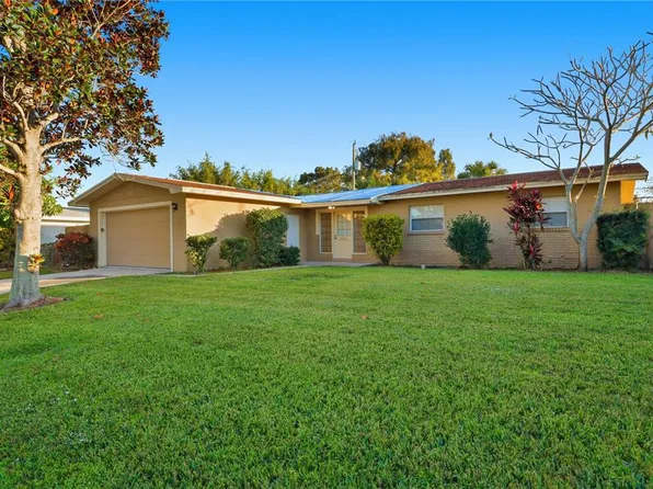 2121 Colony Dr, Melbourne, FL 32935