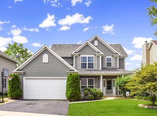 180 Prescott Dr, Bartlett, IL 60103