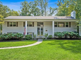 9011 Stoneleigh Ct, Fairfax, VA 22031