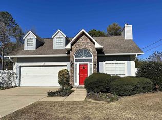 925 Mundy Dr, Anniston, AL 36207