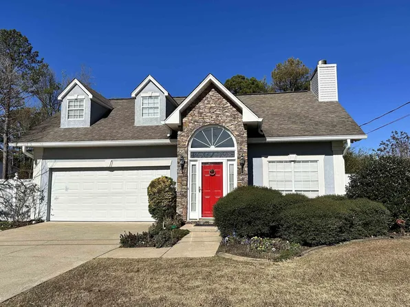 925 Mundy Dr, Anniston, AL 36207
