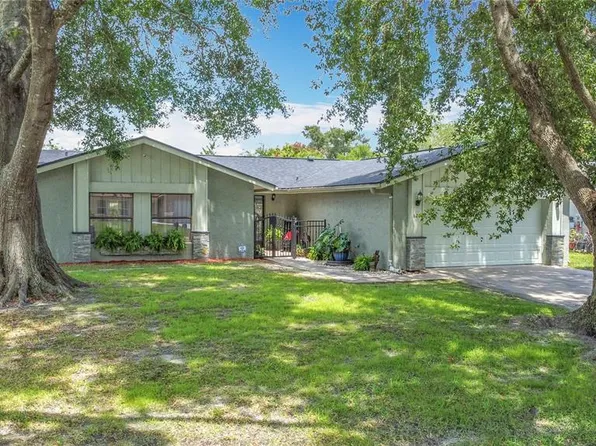 620 Wood Dr, Poinciana, FL 34759