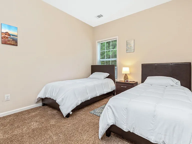 Shannon Oak Dr — Photo 14