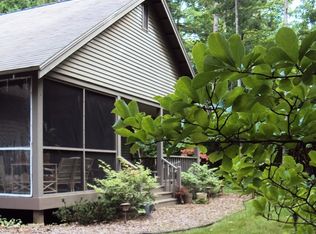 6030 Bay Shore Dr, Sturgeon Bay, WI 54235