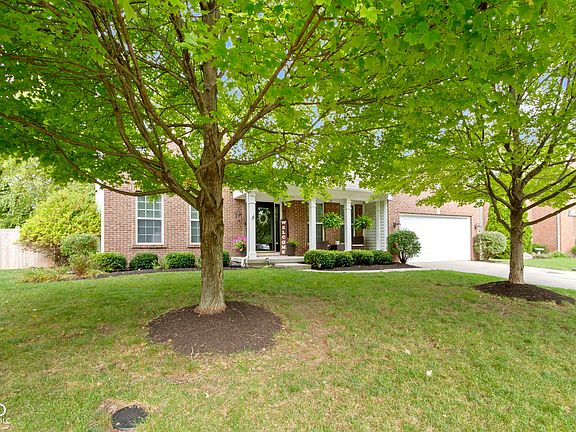 3rd image of 12050 Cabri Ln