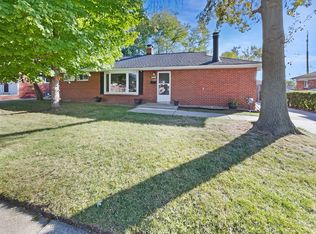 21520 Trombly St, Saint Clair Shores, MI